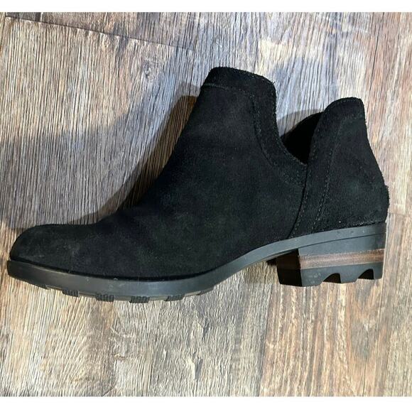 Women’s Sorel Lolla Cut Out Ankle Bootie, size 7 - Picture 6 of 9